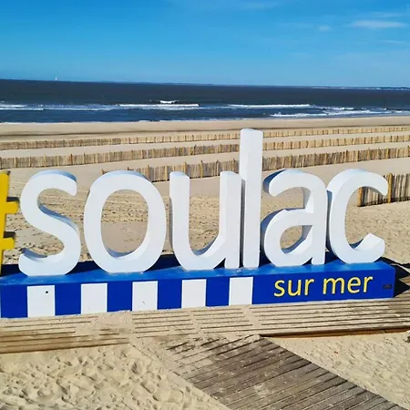 Demoiselle Du Chateau 3* Gaillan-en-Médoc